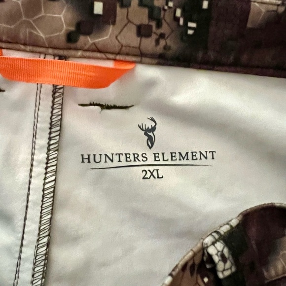 Hunters Elementary Men's Camouflage Shorts - Picture 4 of 5